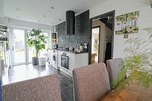 Kitchen / Diner- click for photo gallery